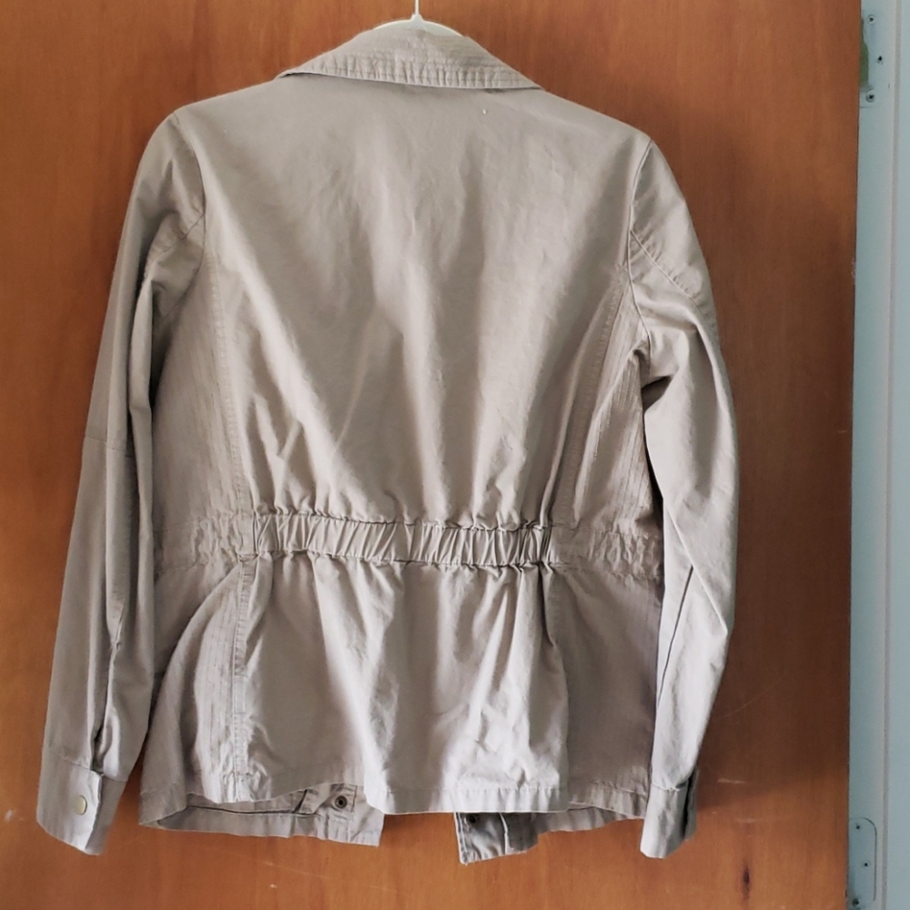 Jacket - Picture 3 of 4